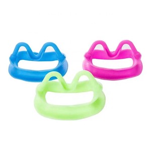 Accessoire de blanchiment dentaire multifonctionnel, nettoyage dentaire, rétracteur de lèvres et de langue en silicone pour l'ouverture de la bouche, blanchiment des dents - Product Image 5