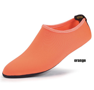 Vente en gros de chaussures d'eau sur place chaussures de bain chaussettes Aqua pieds nus antidérapantes à séchage rapide pour <span class=keywords><strong>piscine</strong></span> de plage - Product Image 2