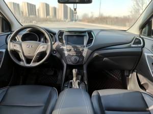 Hyundai Santa Fe 2017 2.0T Automático 2WD de Uso Familiar, Autos Usados Baratos en Venta, 7 Asientos, Volante a la Izquierda, Interior Oscuro, Auto Familiar Seguro <span class=keywords><strong>y</strong></span> en Buen Estado - Product Image 6