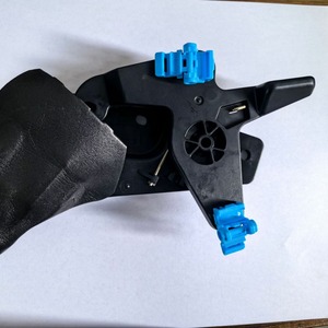 ขายึดล็อคฝาท้ายไฟฟ้า Ford F150 250 350 รุ่น GC3Z9943170E ปี 17-21 อะไหล่เปลี่ยนเกียร์อัตโนมัติ - Product Image 2