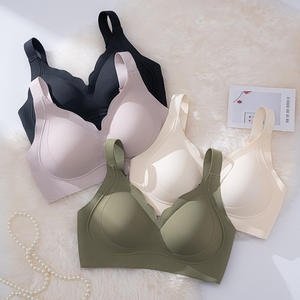 Respirant grande taille <span class=keywords><strong>soutien</strong></span>-<span class=keywords><strong>gorge</strong></span> haute qualité sans couture femmes sans fil Push up gelée <span class=keywords><strong>Silicone</strong></span> grande taille brassière pour gros seins dames - Product Image 1