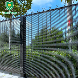 Clôture de sécurité en treillis métallique soudé 358, enduit de poudre, durable, 2,1 m x 2,4 m, anti-escalade avec lame de fil barbelé - Product Image 1