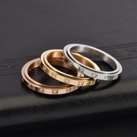 Hochwertiger europäischer Schmuck - Damenring mit Diamanten besetzt, drehbar, 18K Gold, nicht verblassend, schmaler Fingerring.