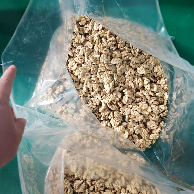 Premium Walnut Kernels Factory Direct Raw
