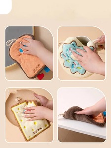 Toalla colgante con diseño de dibujos animados para limpiar las manos, toalla suave absorbente gruesa Kawaii con lazo para colgar, suministros de baño - Product Image 6