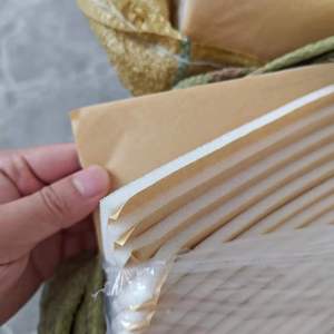 Stabilisateur en <span class=keywords><strong>mousse</strong></span> souple PU auto-adhésif avec papier de protection, pelable et collant, utilisé comme stabilisateur intérieur pour sac - Product Image 5