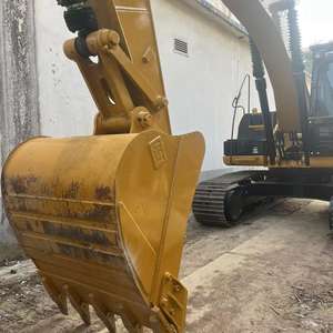 Excavadora de orugas Caterpillar 320D usada a la venta, duradera y eficiente, capacidad de 20 toneladas con bomba de caja de cambios de motor y cubo de 1m - Product Image 3