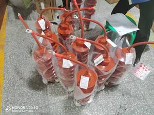 Pararrayos con Óxido de Zinc, Carcasa de Polímero de Silicona y Goma, Desconectador de Alto Voltaje y Soporte - Product Image 3