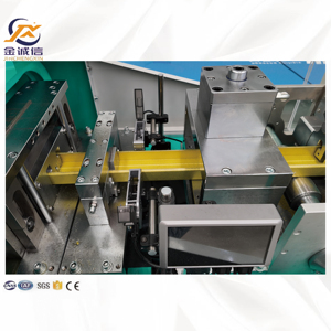 เครื่องขึ้นรูปเหล็กแผ่นบาง LGSF พร้อมระบบควบคุมอัตโนมัติ PLC มาตรฐาน CE ISO สำหรับโครงสร้างเหล็กสำเร็จรูปสำหรับบ้านสำเร็จรูป - Product Image 2