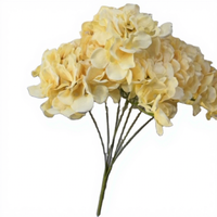 Bouquet de 7 têtes d'hortensias en soie synthétique de 67 cm, Hortensia Éternel Champagne, Centre de table floral pour Hôtels, Boutiques, Mariages et Décoration Intérieure