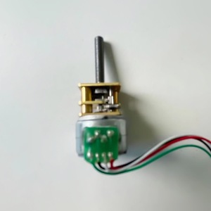 Motor paso a paso GM12-15BY de 36V, miniatura con orificio pasante y cables para aplicaciones de precisión - Product Image 3