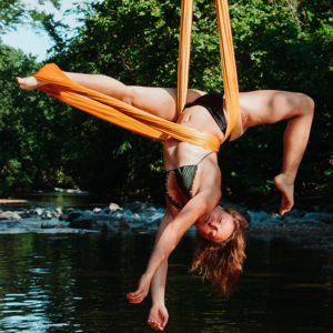PRIOR FITNESS (5M X 2.8 M) Tissu aérien pour yoga, danse <span class=keywords><strong>acrobatique</strong></span>, <span class=keywords><strong>hamac</strong></span> de yoga aérien - Product Image 3