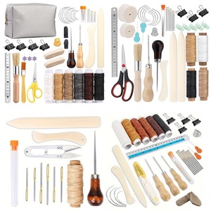 Kit de démarrage pour la reliure artisanale du cuir : outils, plieur à os en plastique, plieur à rainurer, fil ciré, aiguilles à coudre pour cuir, ciseaux, enfile-fil - Product Image 1