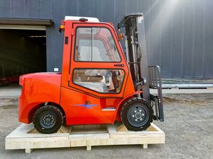 Carretilla elevadora diésel HSLLIFT EPA de 4 toneladas, motor Euro 5, neumático sólido todoterreno de combustión interna LPGXINCHAI 490 japonés - Product Image 6