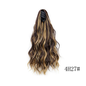 Perruque courte bouclée pour femmes avec pince à griffes hautes Nuage Perm Style Water Wave Ponytail Stock - Product Image 4