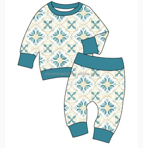 Tùy Chỉnh Thời Trang Bé Gái Quần Áo Bộ Phong Cách Phương Tây Gia Súc In Pháp Terry Vải Dài Tay Áo Tops & Quần 2-Mảnh Bộ - Product Image 4