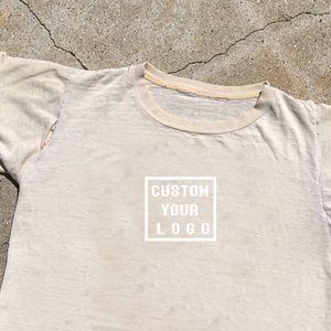 T-shirt Unisex Personalizzata con Logo Serigrafato, Effetto Vintage Distressed, Traspirante, Lavaggio Invecchiato, Colore Bianco Osseo, Vestibilità Ampia, in Cotone Slub - Product Image 2