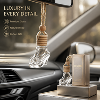 Flacon de parfum pour voiture en verre en forme de talon aiguille de 8 ml, diffuseur d'huiles essentielles suspendu avec couvercle en bois, flacon stiletto