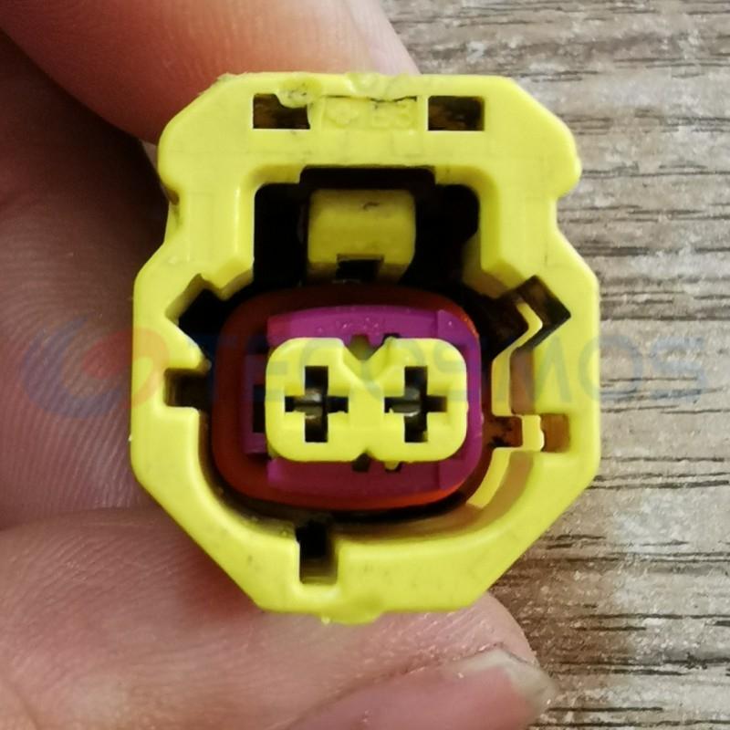 Car Connector for Collision Sensor 6Q0972623B Red-brown Clip with 2 Pins CT2-0140M-2