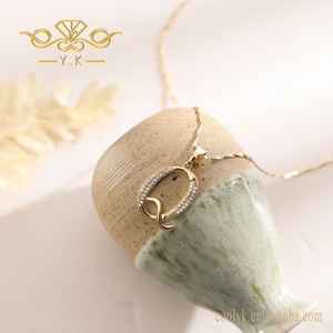 <span class=keywords><strong>T</strong></span>ùy Chỉnh Bạc Tennis Thư Ban Đầu K <span class=keywords><strong>R</strong></span> C <span class=keywords><strong>E</strong></span> V B <span class=keywords><strong>T</strong></span> G Mặ<span class=keywords><strong>t</strong></span> Dây Chuyền Vòng Cổ Dễ Thương Phong Cách <span class=keywords><strong>T</strong></span>ên Choker Vớ<span class=keywords><strong>i</strong></span> Zircon Cá Nhân Cổ Á<span class=keywords><strong>o</strong></span> - Product Image 5