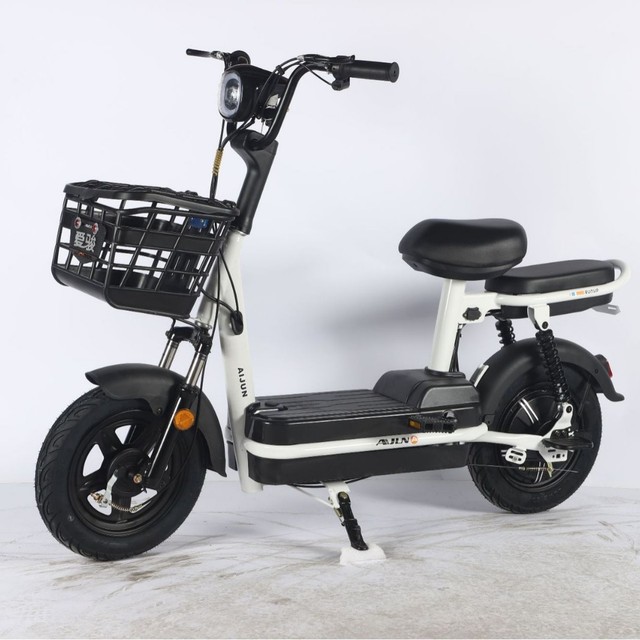 Electric Scooter 48V 350W Power 14-inch Vacuum Tires 2 Seats Aluminum Alloy 35km Range Waterproof Foldable Lithium for Adults