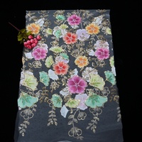 Tissu en tulle blanc écologique avec appliques florales en velours et broderies de sequins, dentelle florale colorée 100 % polyester pour soirée