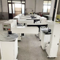 Presse à transfert de chaleur rotative entièrement automatique avec trois modes de fonctionnement pour la production d'étiquettes, de logos et de marquages sur vêtements
