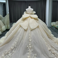 Robes de mariée de luxe en dentelle 3D avec fleurs, style princesse vintage, robes de mariée saoudiennes arabes de Dubaï, robes de mariée grande taille, robes de Quinceañera