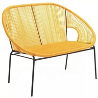 Chaise longue moderne en rotin plat 2 places, canapé d'extérieur robuste avec structure en acier pour patio, villa, cour et café