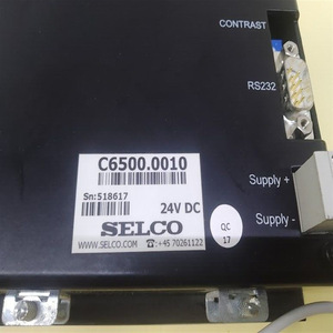 Monitor de Control Industrial Selco C6500.0010, Alimentación de 24V CC con Rs232, Ajuste de Contraste para Uso General - Product Image 1