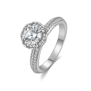 Bague de fiançailles en moissanite couleur D-E 1 carat pour femme, bague tendance en argent sterling avec moissanite inférieure à 4 mm - Product Image 2