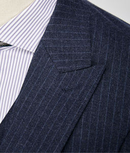 Personalizado de los hombres de color <span class=keywords><strong>azul</strong></span> <span class=keywords><strong>marino</strong></span> a rayas 3 piezas Delgado de negocios de un botón solapa con visera de doble ventilación de alta calidad conjunto de trajes de los hombres - Product Image 2