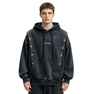 Felpa con Cappuccio Oversize di Alta Qualità, Stile Vintage Lavato Nero, Streetwear con Doppio Lato Decorato con Rivetti Metallici - Product Image 3