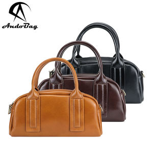 กระเป๋าถือ AndoBag สำหรับผู้หญิง หนังวัวแท้ สไตล์วินเทจ แฟชั่นเรียบง่าย กระเป๋าสะพายไหล่/สะพายข้าง กระเป๋าถือสำหรับเดินทาง รุ่น 1545 - Product Image 1