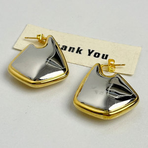 2025 New Arrival Fashion Jewelry Punk Gold and <strong>Silver</strong> Dual Color Geometric Triangle Smooth Earrings <strong>Chunky</strong> Minimal Earrings <strong>Hoop</strong> - Product Image 4