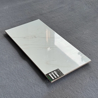 Foshan Salle de bain moderne 30x60 300x600 Carreaux muraux en céramique émaillée en marbre blanc Décor pour la conception intérieure du sol et des murs de la cuisine
