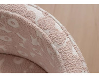 Fauteuil de loisirs rose moderne et simple pour salon de villa, chaise pivotante en tissu avec structure en bois pour chambre d'hôtel, mobilier de dressing
