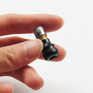 Valvola per Pneumatico Tubeless per <span class=keywords><strong>Ricambi</strong></span> <span class=keywords><strong>Monopattino</strong></span> <span class=keywords><strong>Elettrico</strong></span> Riparazione <span class=keywords><strong>Monopattino</strong></span> Stelo Valvola in Gomma Nera per Pneumatico Senza Camera d'Aria - Product Image 4