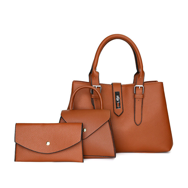 น้ำตาลอ่อน