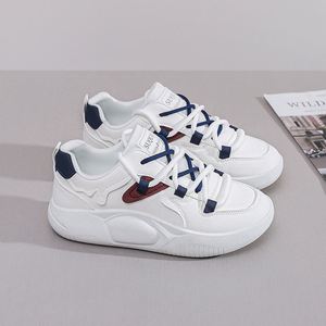 Chaussures blanches respirantes à plateforme coréennes automne 2026, baskets de skate décontractées polyvalentes pour femmes - Product Image 3