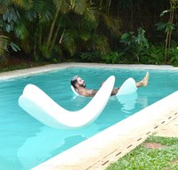 Nouvelle chaise longue flottante pour hôtel sur l'eau, transat de bain de soleil extérieur sur l'eau