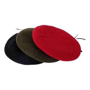 Nouveau Style personnalisé à la mode français béret <span class=keywords><strong>chapeau</strong></span> <span class=keywords><strong>pas</strong></span> <span class=keywords><strong>cher</strong></span> <span class=keywords><strong>cérémonie</strong></span> béret casquettes extérieur taille réglable bérets - Product Image 1