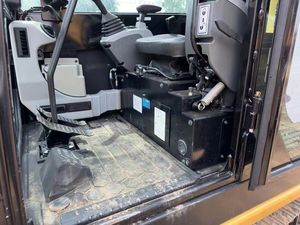 รถขุด6Ton ตีนตะขาบขนาดเล็ก305.5แมวที่เป็นเจ้าของมาก่อนรถขุดดินขนาดเล็กผ่านการรับรอง CE รถขุดขนาดกะทัดรัดพร้อมเครื่องยนต์ของหนอนผีเสื้อของแท้ - Product Image 6