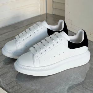 Baskets plateforme oversize de créateur pour femmes et hommes en cuir blanc <span class=keywords><strong>avec</strong></span> languette de talon noire, chaussures de marche décontractées et tendance à semelle épaisse pour hommes - Product Image 1