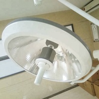 Lumière dentaire réfléchissante de lumière médicale montée au plafond dôme unique 500 lumière pour la salle de théâtre d'opération