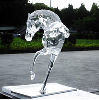 Résine conçue sur mesure artisanat Statues d'animaux transparentes comprenant cheval éléphant léopard cerf grue divers autres animaux