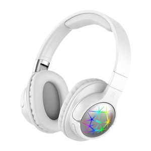 Audífonos Inalámbricos Pure Bass A5008N1 Over-Ear para Juegos, Estéreo con Luz RGB, Carga Tipo C - Product Image 3
