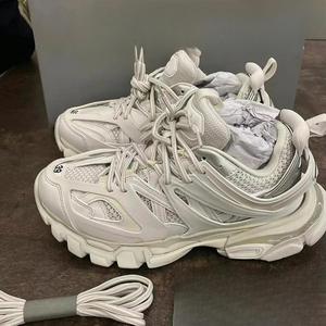 Chaussures de sport décontractées en cuir véritable de luxe pour hommes et femmes, collection été/hiver 2026, avec lacets de haute qualité - Product Image 1