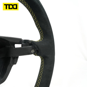 Volante Deportivo TDD de 9 Luces LED de Fibra de Carbono Real Compatible con Ferrari - Product Image 4