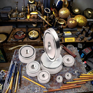 Imanes de Neodimio de Tierras Raras de Alta Calidad de China, con Patrón de Tornillo Interno Fuerte y Orificio Avellanado, Servicio de Procesamiento de Soldadura - Product Image 3